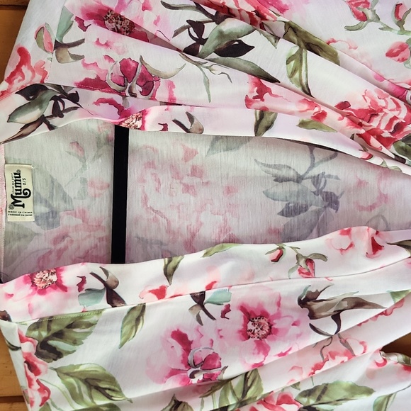 Floral Brie Robe O/S - Picture 3 of 4